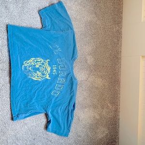 Vintage blue tshirt🦁💙